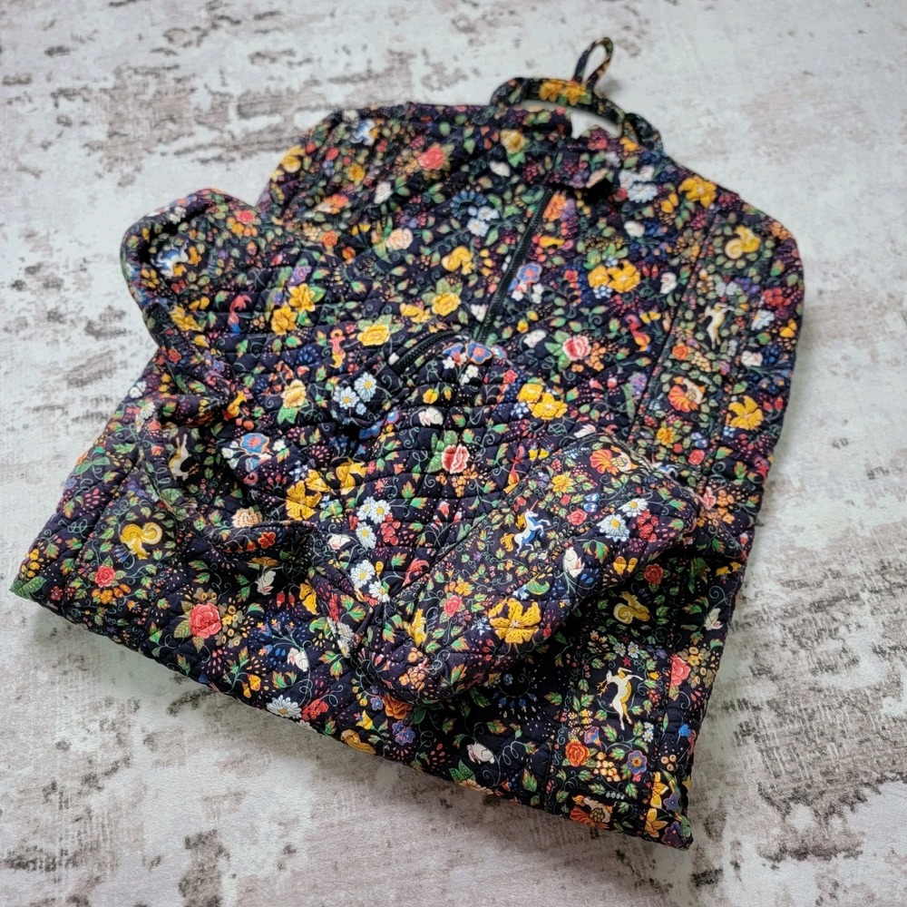 VINTAGE Vera Bradley Tavern On The Green Garment Bag Rare Unicorn Retired